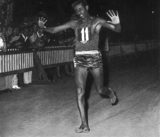 Abebe Bikila maratona olimpica Roma 1960