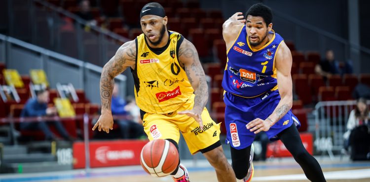 (Fot. WOJCIECH FIGURSKI / 400mm.pl)