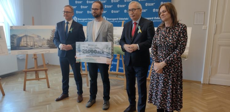Rozstrzygnięcie konkursu na projekt Centrum im. Kazimierza Deyny w Starogardzie Gdańskim (Fot. Radio Gdańsk/Hanna Brzezińska)