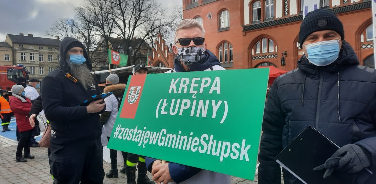 Protest mieszkańców gminy w Słupsku (Fot. Radio Gdańsk/Kinga Siwiec)