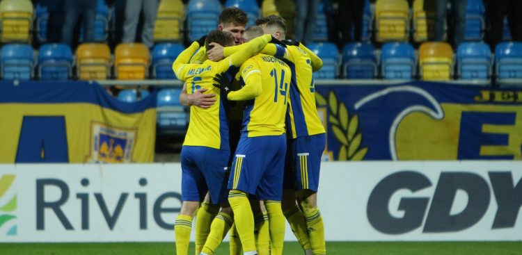 (FOT. NATANAEL BREWCZYNSKI/ 400mm.pl)