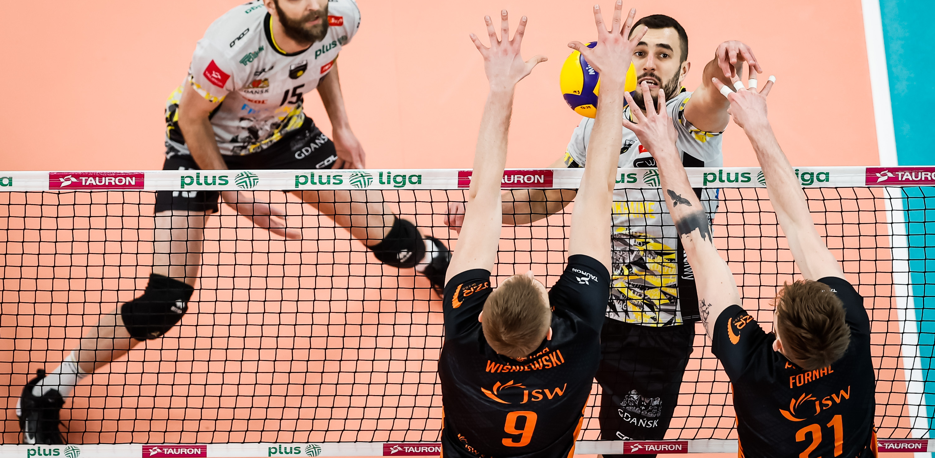 (Fot. 400mm.pl/Wojciech Figurski)