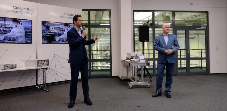 Od lewej: Stanisław Motylski i Martin Mellor (fot. Radio Gdańsk/Hanna Brzezińska)