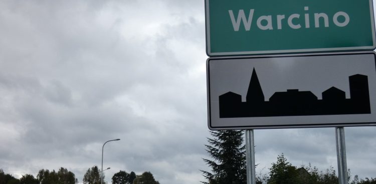 Wjazd do Warcina (Fot. UM Kępice)