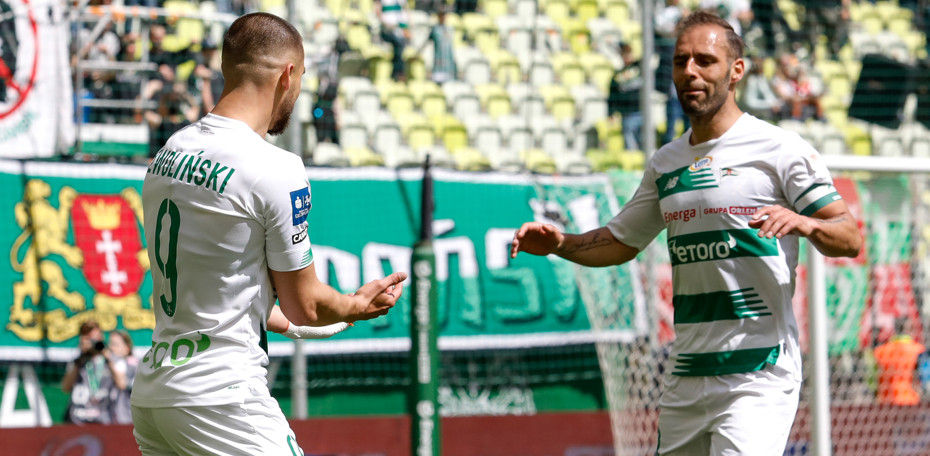 (FOT. GRZEGORZ RADTKE / 400mm.pl)