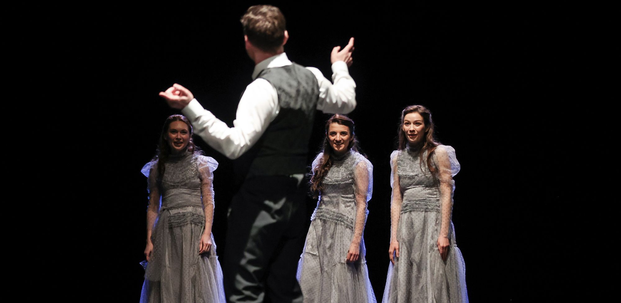 Gdynia. Tadeusz Różewicz „Pułapka”,reżyseria: Krzysztof Babicki.(Fot. Roman Jocher/Teatr Miejski w Gdyni)