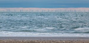 Morskie farmy wiatrowe, zdjęcie ilustracyjne (fot. Pixabay)