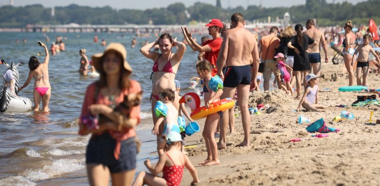 Na zdjęciu: plaża w Gdańsku Jelitkowie (fot. Radio Gdańsk/Roman Jocher)