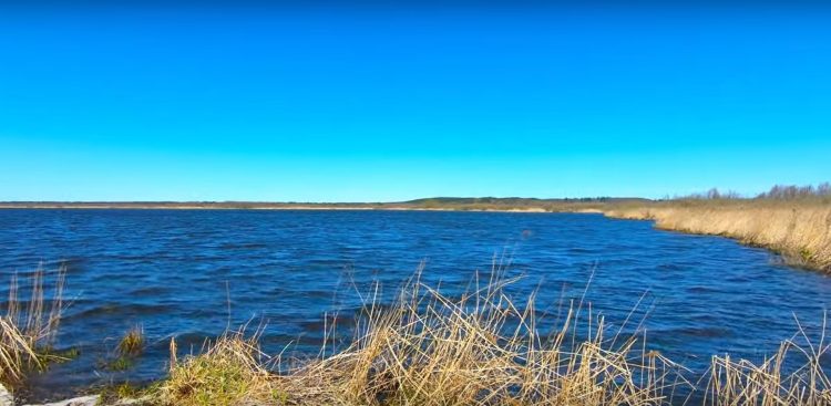 Fot. screen youtube / Jezioro Modła