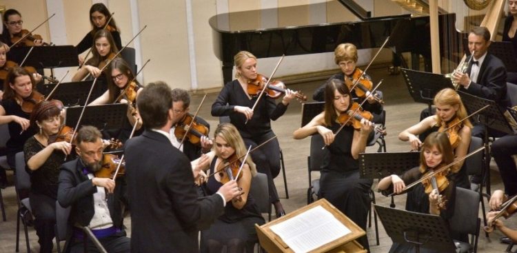 (Fot. mat. Orkiestry Lwowskiej Filharmonii Narodowej)