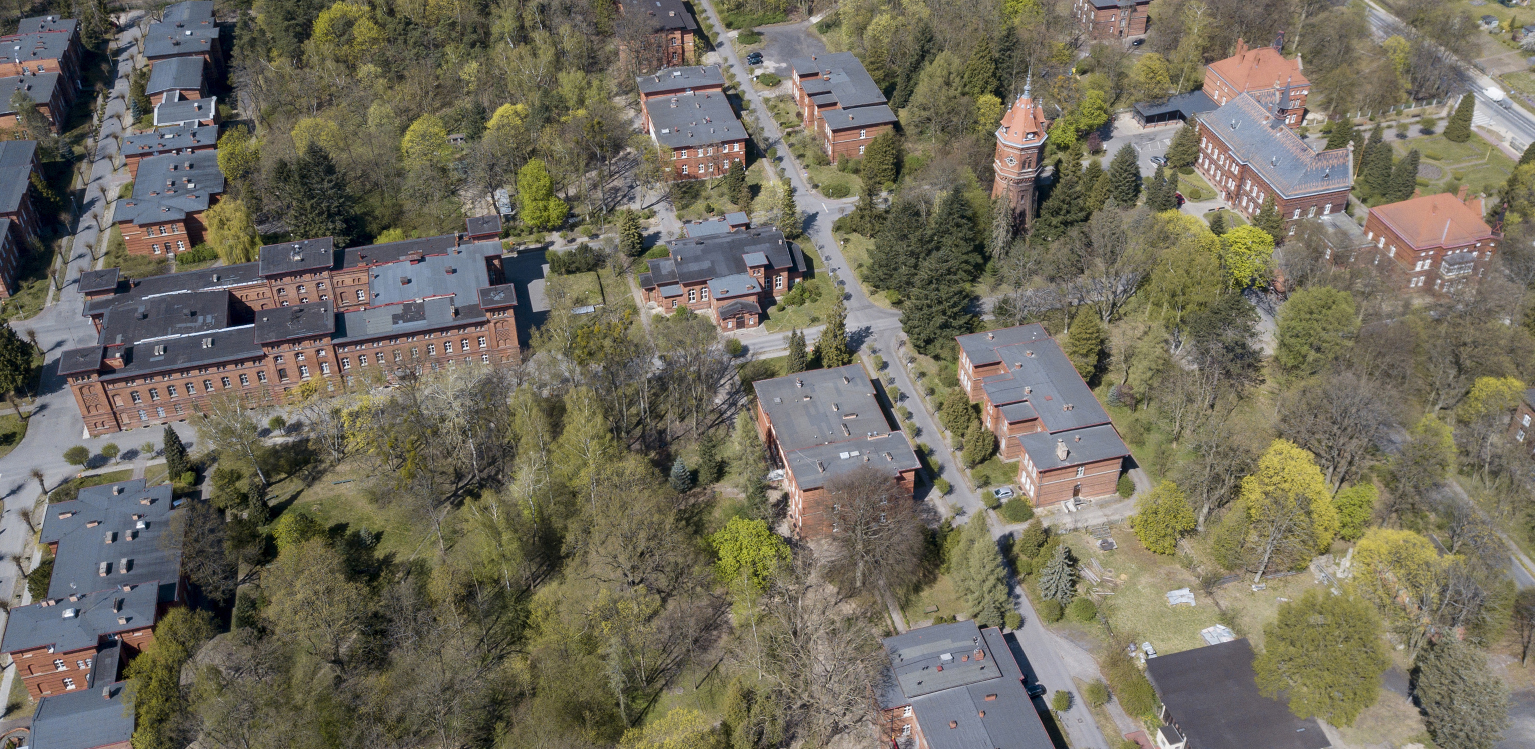 Na zdjęciu: szpital dla nerwowo i psychicznie chorych w Starogardzie Gdańskim, tak zwane Kocborowo (fot. Agencja KFP/Krzysztof Mania)