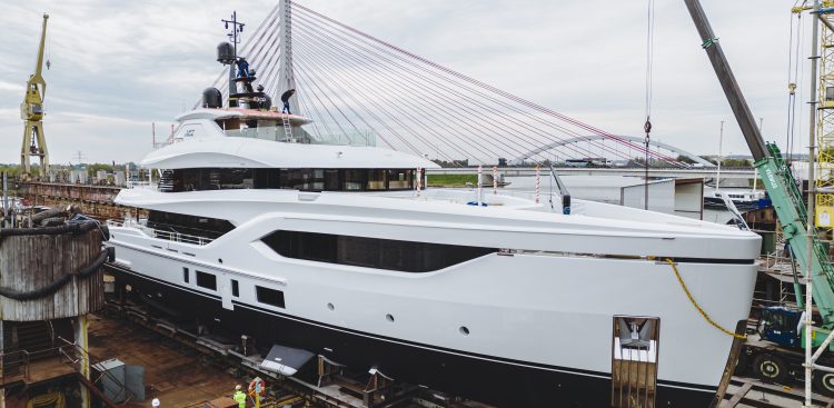 (Fot. Conrad Shipyard)