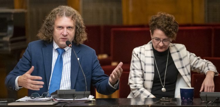 Zdjęcie ilustracyjne: Jacek Karnowski prezydent Sopotu, i Magdalena Czarzyńska-Jachim wiceprezydent Sopotu (fot. KFP/Anna Bobrowska)