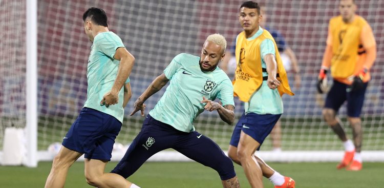 (Fot. EPA/ABEDIN TAHERKENAREH)