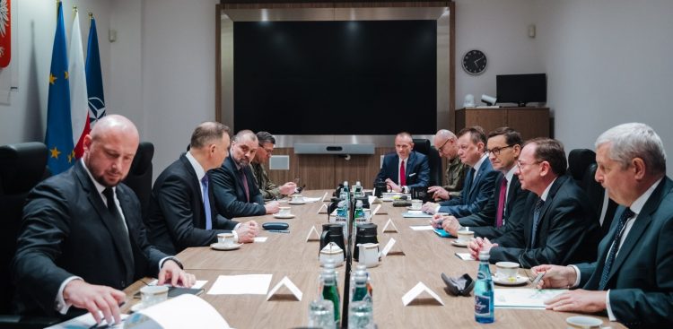 (Fot. Facebook.com/Kancelaria Premiera)