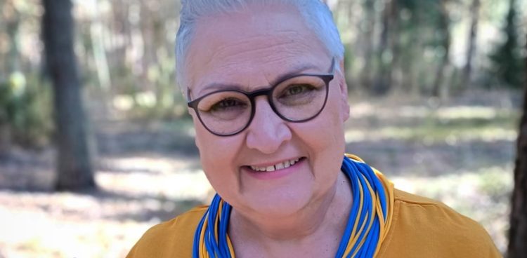 Na zdjęciu Mądra Babcia, czyli Beata Borucka (fot. Facebook/Mądra Babcia)