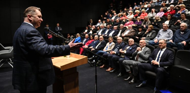 (fot. PAP/Adam Warżawa)