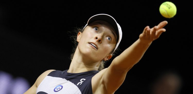 (Fot. PAP/EPA/RONALD WITTEK)