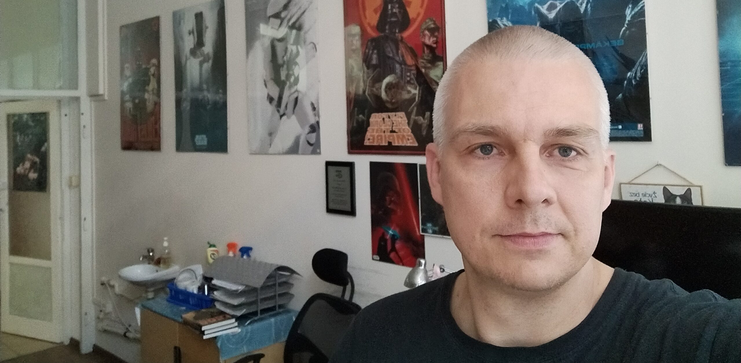 Czym jest sztuczna inteligencja? Czy maszyna lub komputer mogą "myśleć