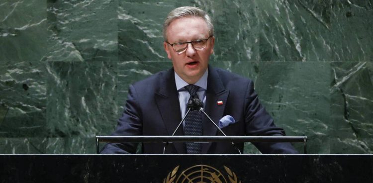 (Fot. Jason Szenes/PAP/EPA)