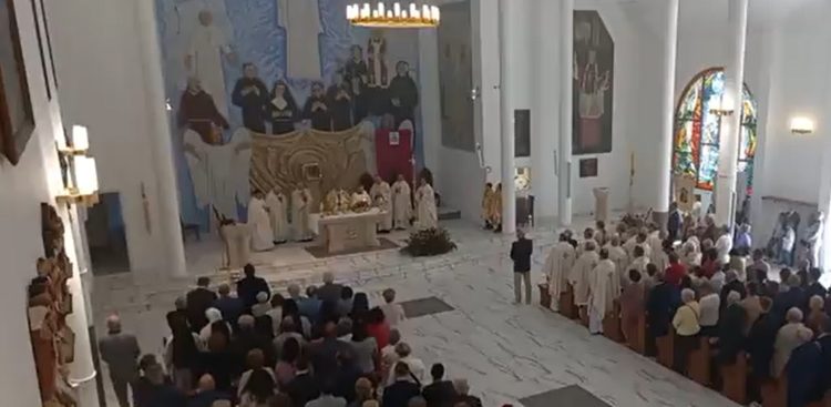 (Fot. screen (Facebook.com/Parafia Biskupa Pelczara w Gdyni)