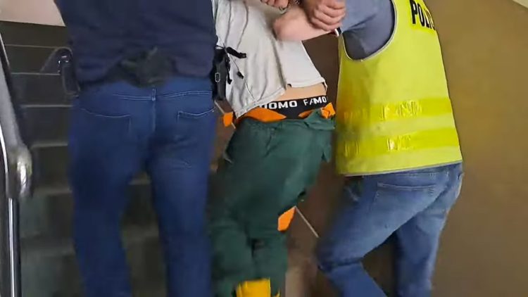 (Fot. screen YouTube)