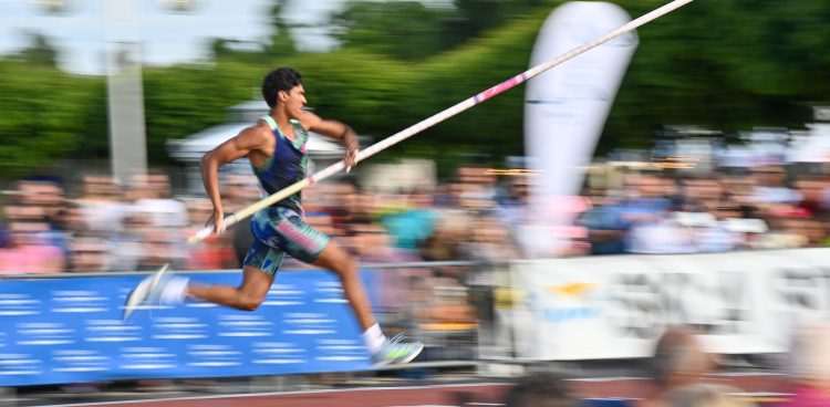 Baptiste Thierry podczas 36. edycji zawodów Tyczka na molo (fot. KFP/Wojciech Stróżyk)