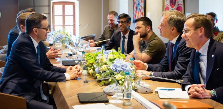 (Fot. Twitter/Kancelaria Premiera)