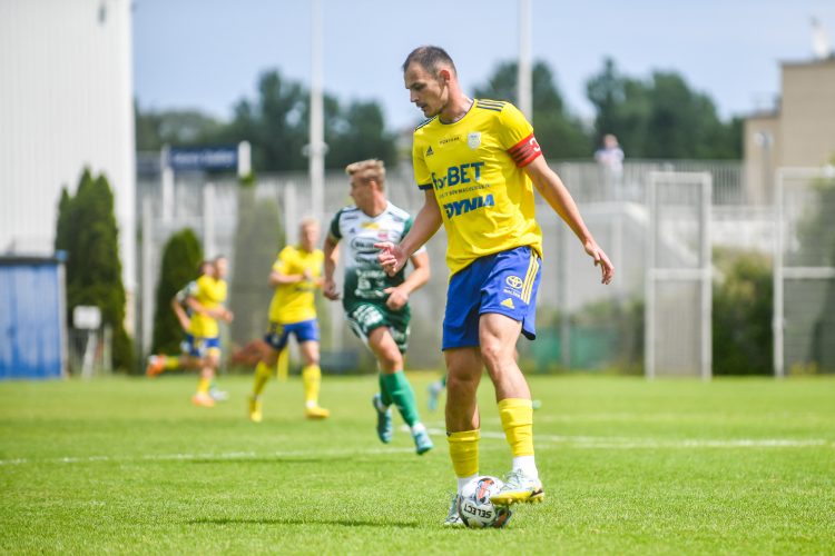 Sparing Arka Gdynia - Chojniczanka Chojnice n/z Ołeksandr Azacki 30.06.2023 / fot. Maciej Czarniak / KFP / Trojmiasto.pl