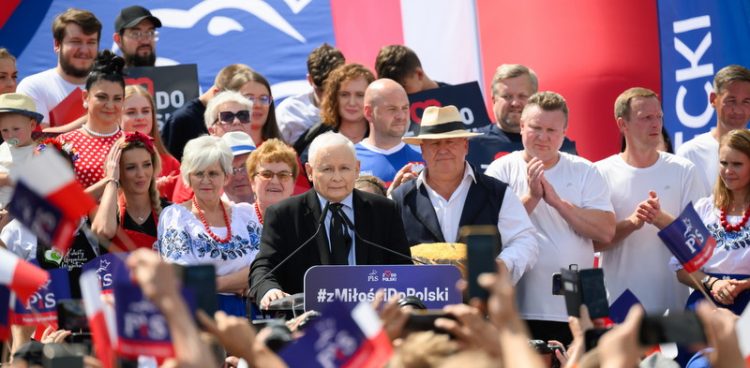(fot. PAP/Jakub Kaczmarczyk)