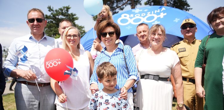 (fot. Twitter/Ministerstwo Rodziny i Polityki Społecznej)