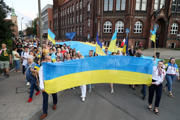 24.08.2023, Gdańsk. Dzień Niepodległości Ukrainy - uroczystości przy pomniku św. Włodzimierza Wielkiego. (fot. Radio Gdańsk/Roman Jocher)