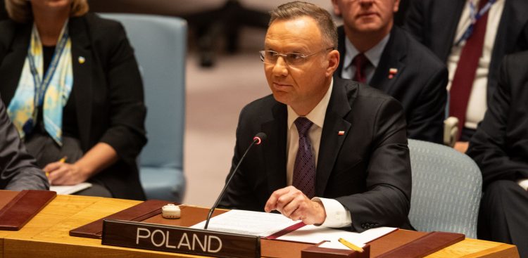 (fot. 	PAP/Andrzej Lange)