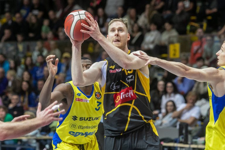 Arena Gdynia. Suzuki Arka Gdynia - Trefl Sopot. Nz. JarosławZyskowski.05.11.2022fot. Krzysztof Mystkowski / KFP