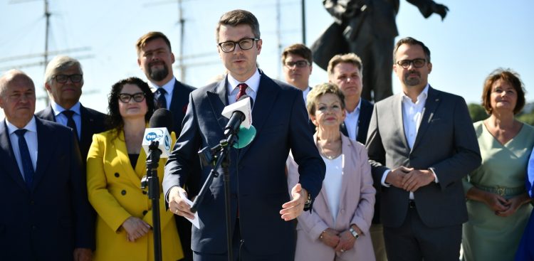 (fot. PAP/Adam Warżawa)