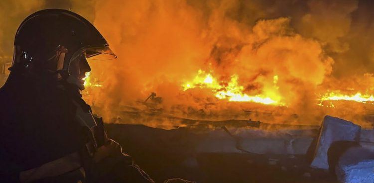 (fot. EPA/Emergency Service of Ukraine, Dostawca: PAP/EPA)