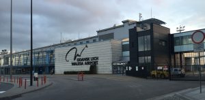 Port Lotniczy Gdańsk im. Lecha Wałęsy – fasada budynku lotniska