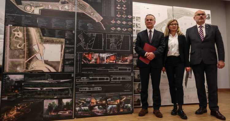 Ogłoszenie wyników  konkursu architektoniczno-urbanistycznego na opracowanie koncepcji projektowej muzeum (Fot. Radio Gdańsk/Roman Jocher)