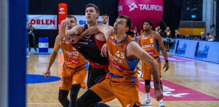 (Fot. Facebook.com/Czarni To Wy)