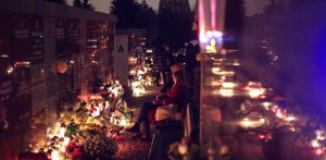 Cmentarz Łostowice - Uroczystość Wszystkich Świętych (fot. Radio Gdańsk/Roman Jocher)