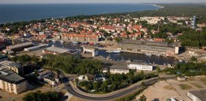 Panorama Ustki (miasta w północnej Polsce) widok z lotu ptaka