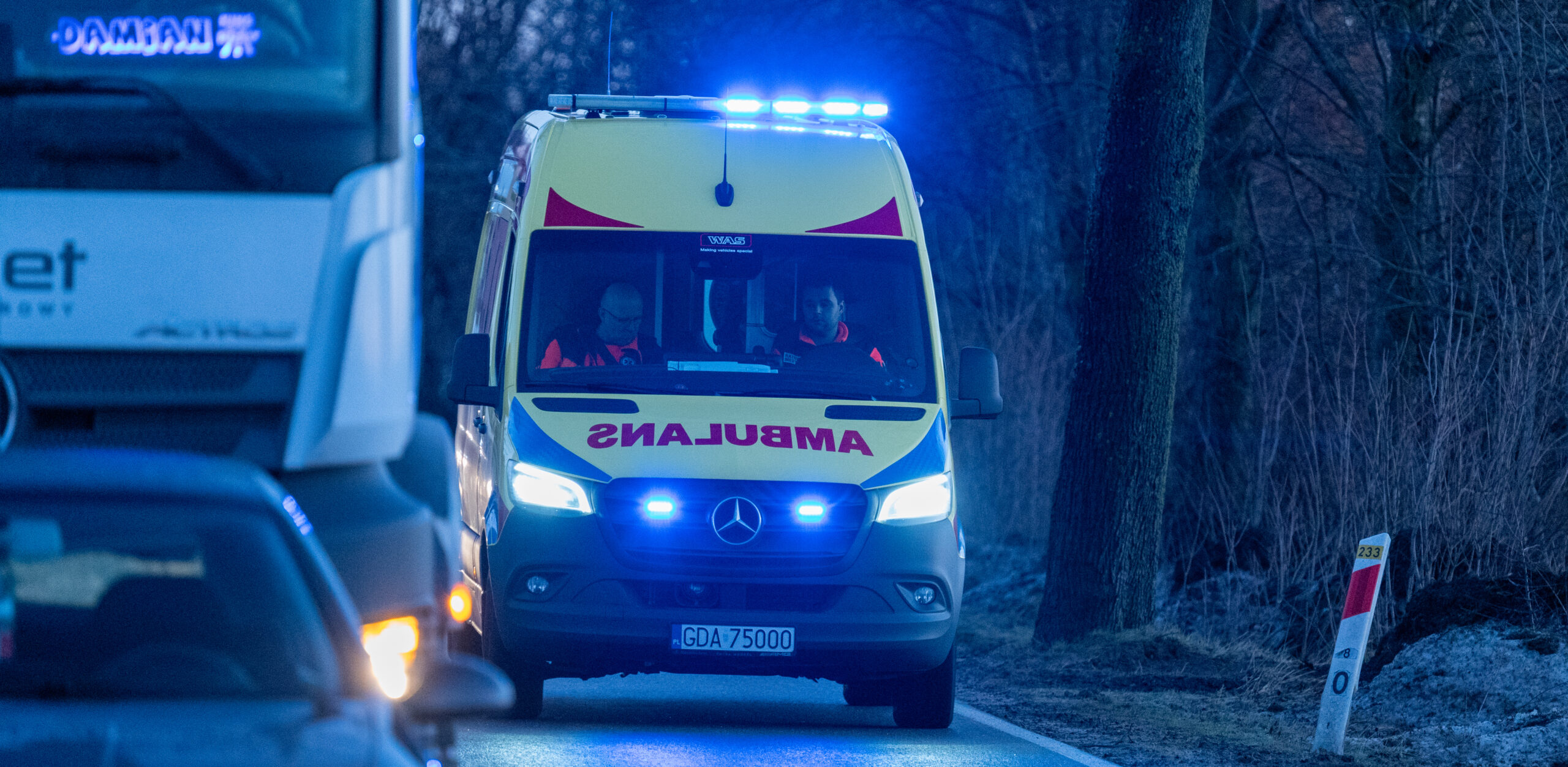 Nie żyje motocyklista, który zderzył się z samochodem na autostradzie A1