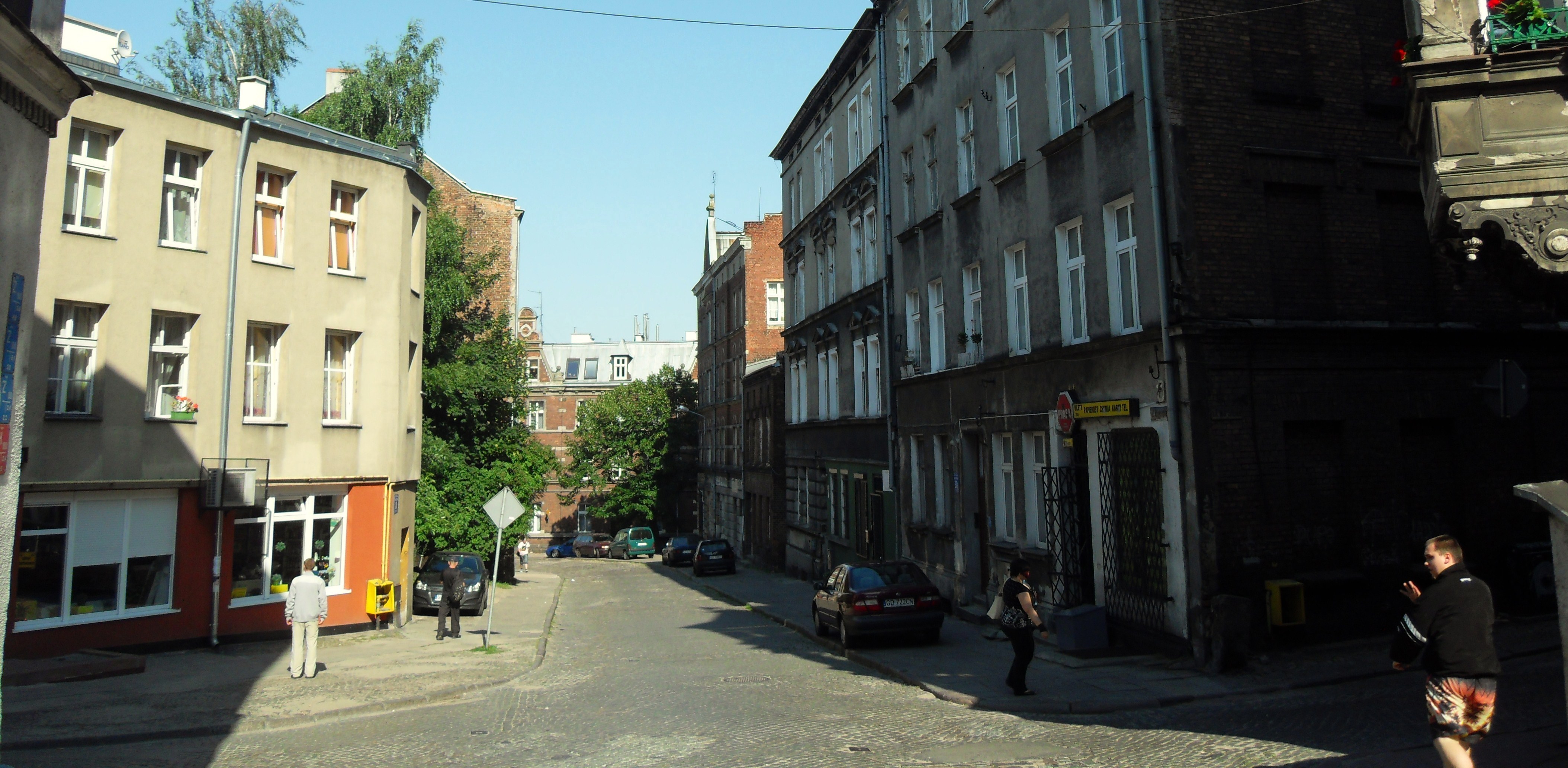 Na zdjęciu: ulica Biskupia (fot. Wikimedia Commons/Artur Andrzej)