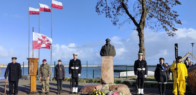 Zaślubiny Polski z morzem w 2023 roku. (fot. Radio Gdańsk/Piotr Lessnau)