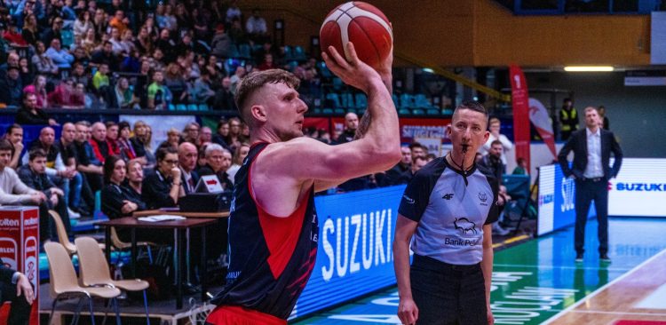 (Fot. Facebook.com/Czarni to Wy)