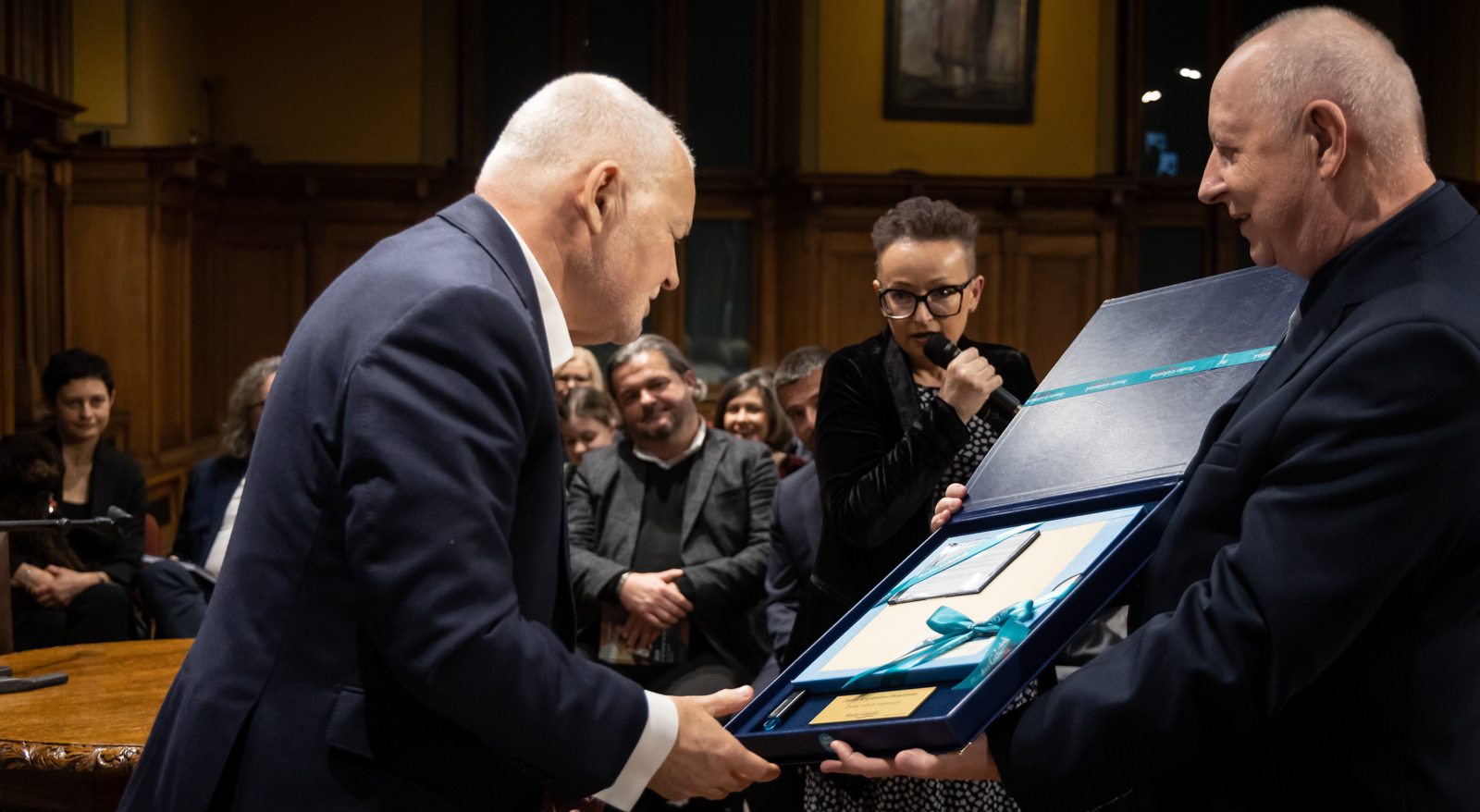 Gdańsk, Nadbałtyckie Centrum Kultury - promocja książki "JKB. Jan Krzysztof Bielecki” (fot. Radio Gdańsk/Roman Jocher)