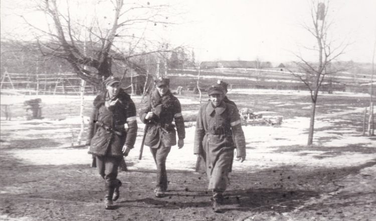 Na zdjęciu powrót z patrolu żołnierzy 3. Wileńskiej Brygady AK. (Fot. Zbiory prywatne