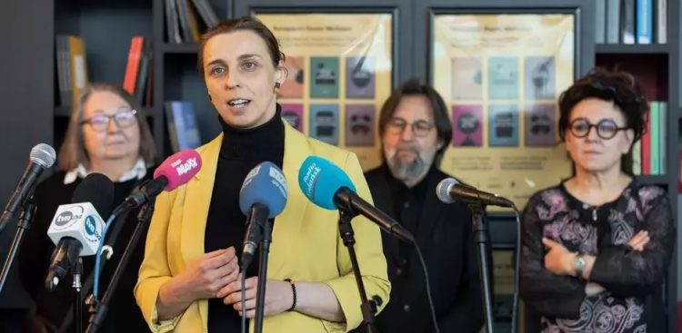 Ogłoszenie nazwiska laureatki konkursu (Fot. Dominik Paszliński/gdansk.pl)