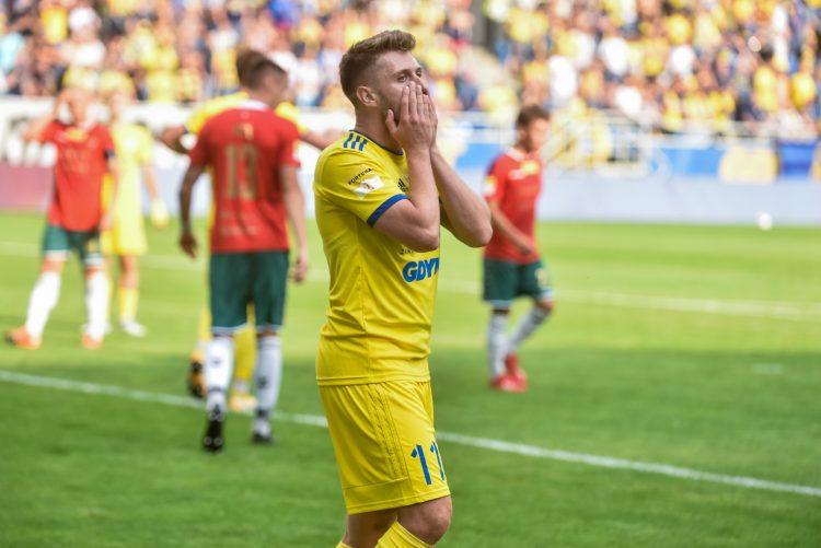 2 kolejka Fortuna 1 Ligi. Mecz Arka Gdynia - Zagłębie Sosnowiec . Na zdjęciu  Hubert Adamczyk. 
23.07.2022
fot. Maciej Czarniak /Trojmiasto.pl / KFP
