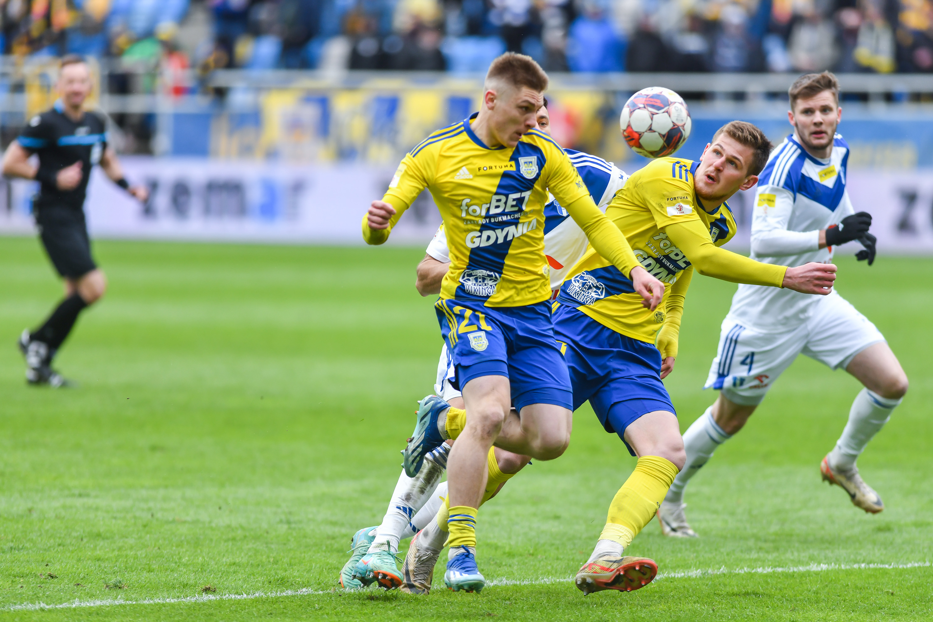 Fortuna 1.liga Arka Gdynia 2:0 Wisła Płock n/z Kacper Skóra i Karol Czubak 21.04.2024 / fot. Maciej Czarniak / KFP / Trojmiasto.pl